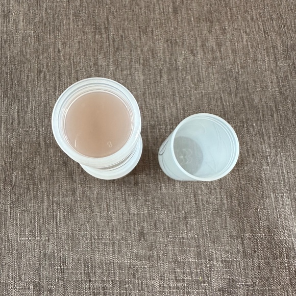 FENTY BEAUTY EAZE DROP BLUR & SMOOTH TINT STICK 7 - Picture 3 of 8